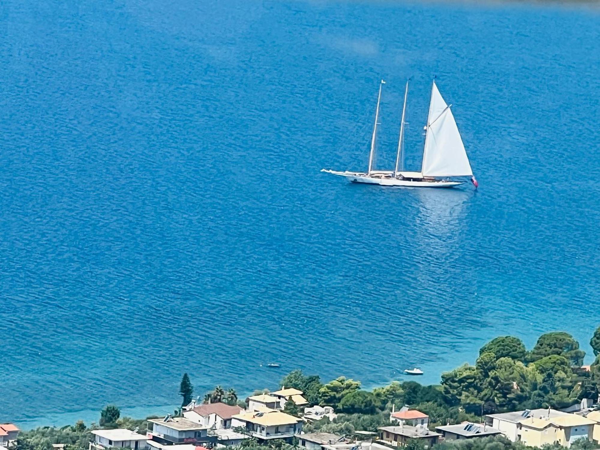Kalamata Suites By 'Elite' Exterior foto