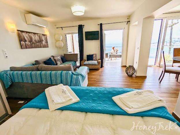 Kalamata Suites By 'Elite' Exterior foto