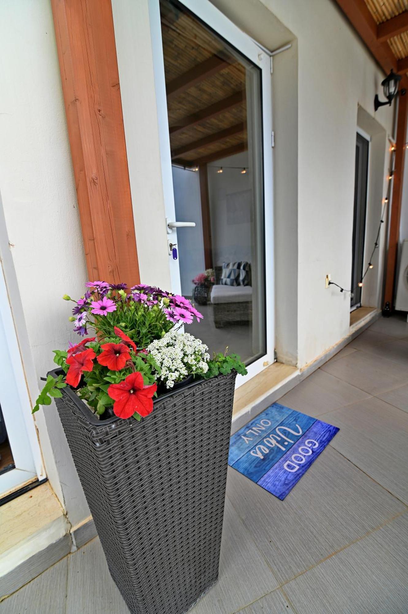 Kalamata Suites By 'Elite' Exterior foto